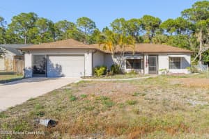 1749 Hays Street, Palm Bay, FL 32907 - MLS#1065941