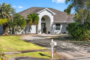 482 Veracruz Boulevard, Indialantic, FL 32903 Sold 02/27/26