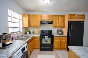 1727 Avocado Avenue, Melbourne, FL 32935 - MLS#1066120