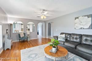 1531 Vista Lake Circle, Melbourne, FL 32904 - MLS#1066243