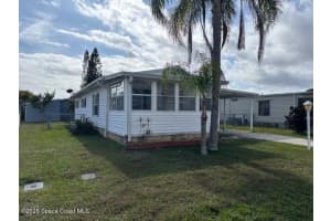 960 Cashew Circle, Barefoot Bay, FL 32976 - MLS#1066263