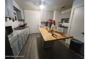 1066 Galty Circle, Palm Bay, FL 32905 - MLS#1066267