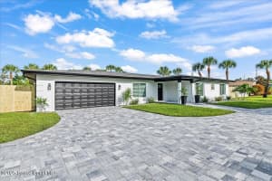 300 Oak Street, Melbourne Beach, FL 32951 - MLS#1066315