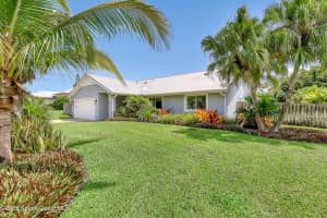 241 Woody Circle, Melbourne Beach, FL 32951 - MLS#1066369