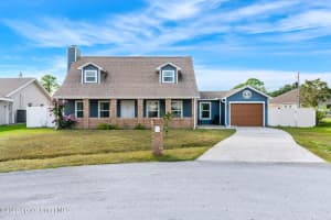 1210 Holopaw Court, Palm Bay, FL 32909 - MLS#1066373