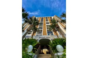 2250 Golf Isle Drive 501, Melbourne, Fl 32935 - Off Market