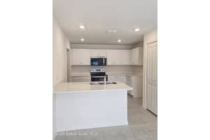 582 Richmond Circle, Palm Bay, FL 32908 - MLS#1066471