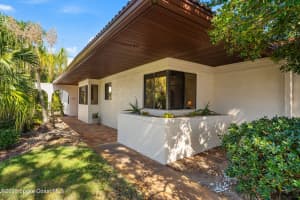 802 Parkside Place, Indian Harbour Beach, FL 32937 - MLS#1066627