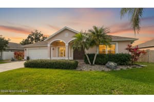 332 Brookcrest Circle, Rockledge, FL 32955 - MLS#1066648