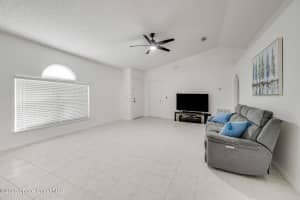 2089 Redwood Circle, Palm Bay, FL 32905 - MLS#1066673