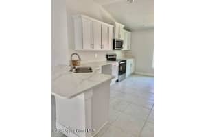 998 Soleway Avenue, Palm Bay, FL 32907 - MLS#1066711