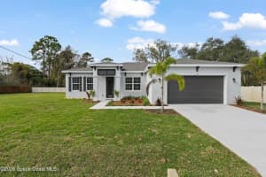 655 Vine Street, Melbourne, FL 32904 - MLS#1066774