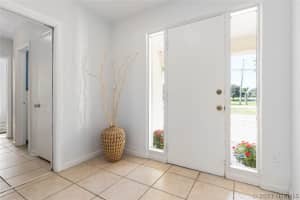 208 Seminole Avenue, Melbourne, FL 32901 - MLS#1066906