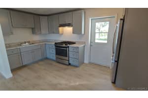 866 Carnival Road Se Road, Palm Bay, FL 32909 - MLS#1066926