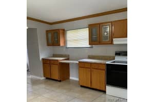 1090 Bianca Drive, Palm Bay, FL 32905 - MLS#1066995