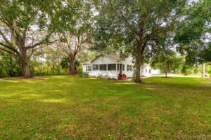 1574 Pace Drive, Palm Bay, FL 32907 - MLS#1067048