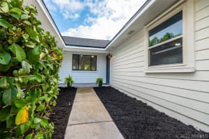 4041 Hollingsworth Drive, Palm Bay, FL 32909 - MLS#1067050