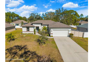 553 Rembrandt Street, Palm Bay, FL 32909 - MLS#1067182