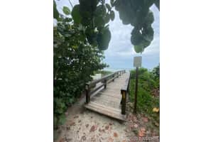 201 Saint Lucie Lane, Cocoa Beach, FL 32931 - MLS#1067227