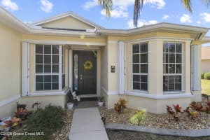 1422 Tradewinds Way, Sebastian, FL 32958 - MLS#1067347