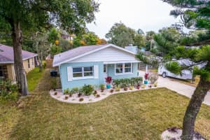 2384 Queens Street, Palm Bay, FL 32909 - MLS#1067521