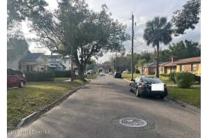 633 17th Street, Jacksonville, FL 32206 - MLS#1067875