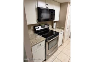 1300 Arlington Lane Ne 131, Palm Bay, Fl 32905 - MLS#1067924