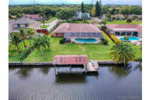 341 Christmas Avenue, Palm Bay, FL 32909 - MLS#1068067