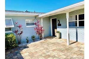 1300 Arlington Lane, Palm Bay, FL 32905 - MLS#1068238