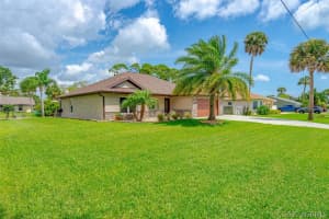 1105 Connolly Lane, Palm Bay, FL 32905 - MLS#1068296