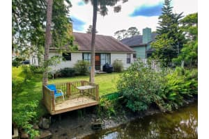 1109 Altamira Street, Palm Bay, FL 32907 - MLS#1068302