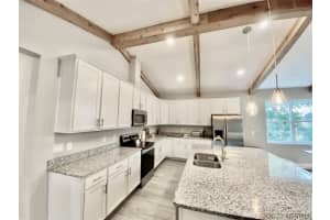 1212 Vista Oaks Circle, Palm Bay, FL 32905 - MLS#1068351