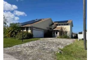 7 Clee Court, Palm Coast, Fl 32137 - Off Market