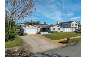 2667 Driftwood Drive, Titusville, FL 32780 - MLS#1068426