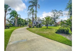 425 Sabal Avenue, Melbourne, FL 32951 - MLS#1068581