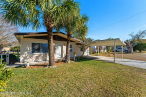 1045 Collins Street, Melbourne, FL 32935 - MLS#1068648