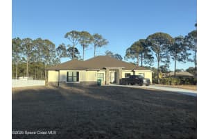 2933 Unity Tree Dr, Edgewater, FL 32141, Sold 02/06/26