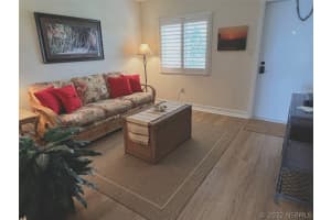 1040 Hosbine Street, Palm Bay, FL 32909 - MLS#1069008