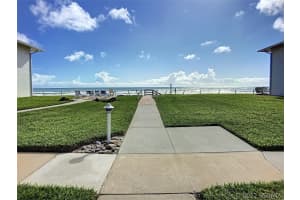 781 Sunset Lakes Drive, Merritt Island, FL 32953 - MLS#1069013