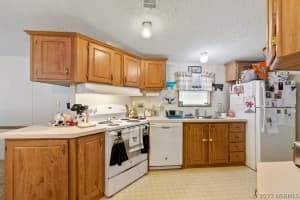 435 Courtenay Parkway, Merritt Island, FL 32952 - MLS#1069059