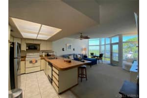 837 Poinsetta Drive, Indian Harbour Beach, FL 32937 - MLS#1069099