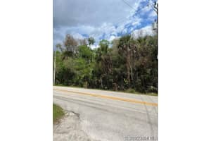 412 Osprey Drive, Barefoot Bay, FL 32976 - MLS#1069115