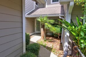 4740 Lake Waterford Way, Melbourne, FL 32901 - MLS#1069123