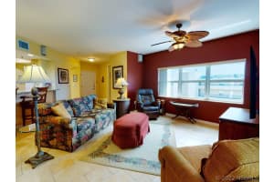 1299 Bluff Avenue, Palm Bay, FL 32907 - MLS#1069360