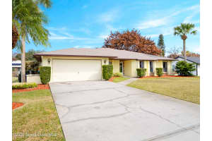 1075 Mandarin Drive, Palm Bay, FL 32905 - MLS#1069524