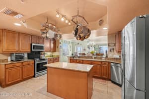 5 Indian River Avenue, Titusville, FL 32796 - MLS#1069628