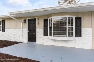 908 Landsdowne Drive, Sebastian, FL 32958 - MLS#1069664