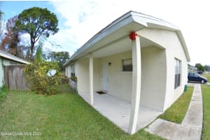 2912 Pembroke Road, Melbourne, FL 32935 - MLS#1069692