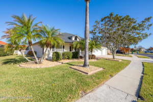 555 Limerick Drive, Merritt Island, FL 32953 - MLS#1069782