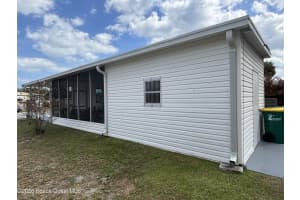 810 Thrush Circle, Barefoot Bay, FL 32976 - MLS#1069820